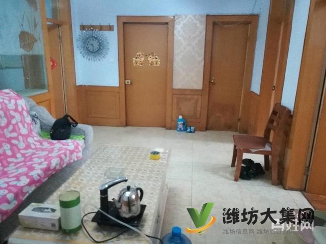 32萬購教師公寓，二樓三室朝陽，領包入住