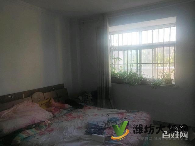 房子有證，外帶兩個超大露臺是個東山